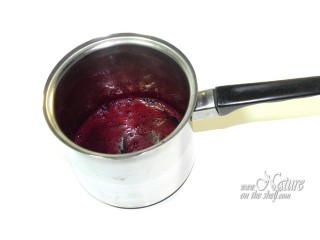 Concentration of beet juice by quick boiling method